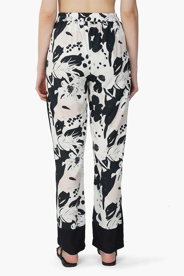 America and Beyond Garden Of Flowers Printed Pants Women Pants