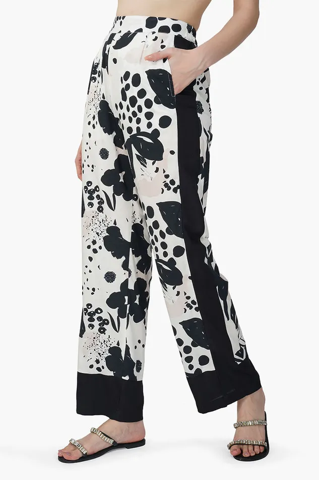 America and Beyond Garden Of Flowers Printed Pants Women Pants