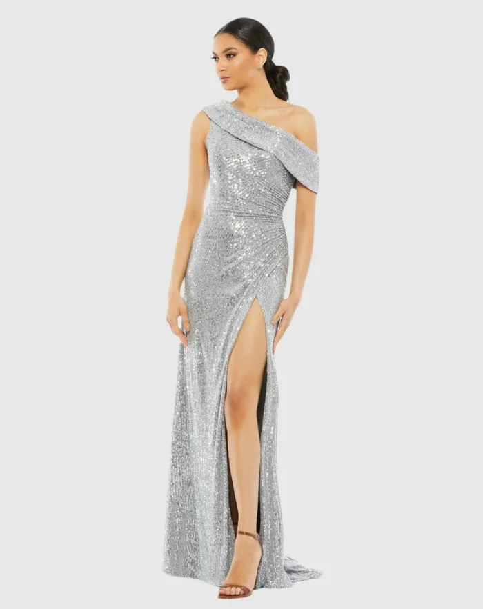 Best Sellers Women Silver Sequined Drop Shoulder Gown Platinum Mac Duggal