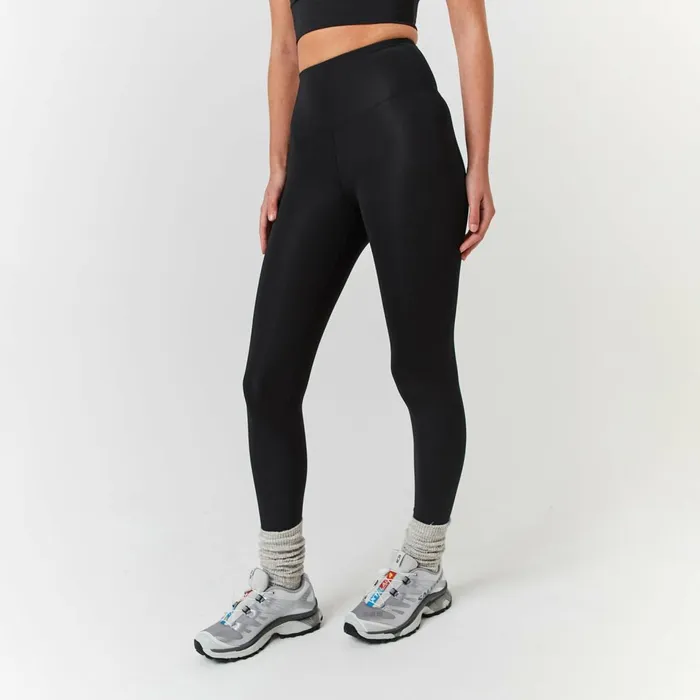 Closure London Second Skin Crop Top and Legging Set Black Women Sets