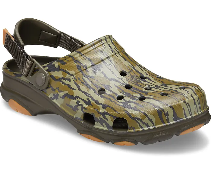 Crocs Classic AllTerrain Mossy Oak Bottomland Clog Khaki WomenMen Clogs