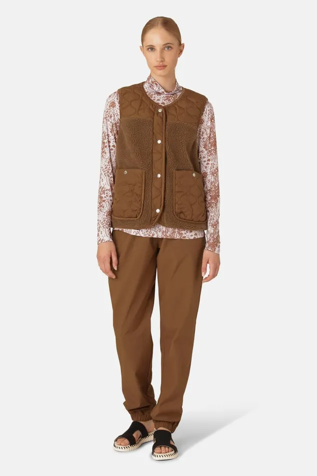 Ilse Jacobsen Quilt Fleece Vest 8211 Walnut Women Jackets And Coats