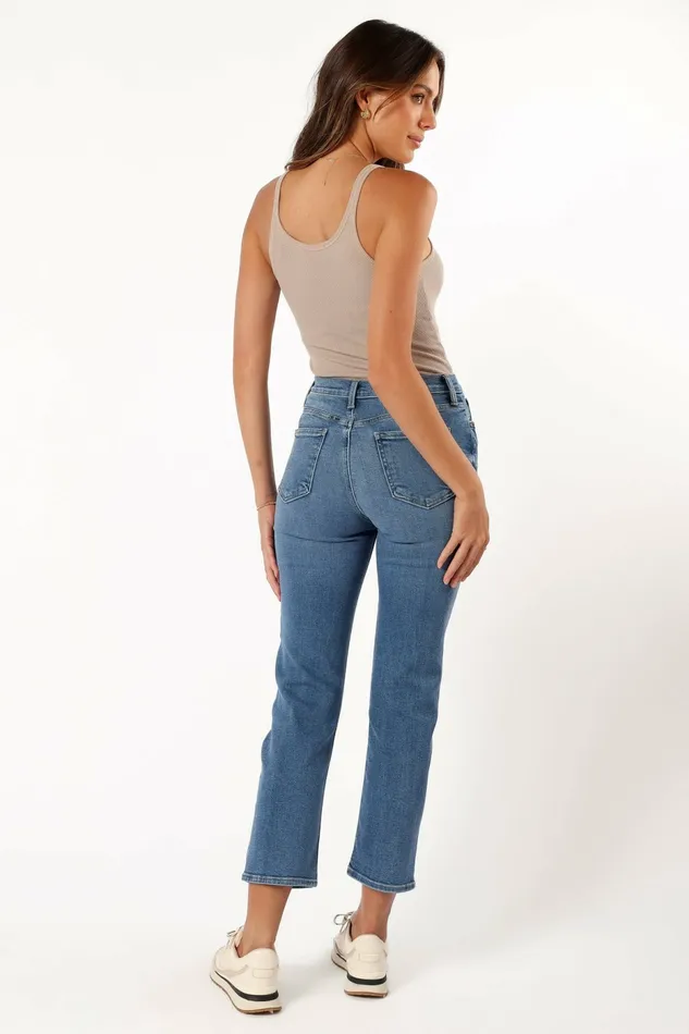 Lea High Rise Classic Straight Jean Medium Denim Women Denim Petal and Pup
