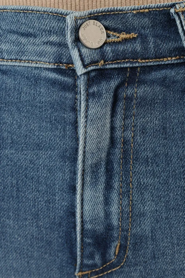 Lea High Rise Classic Straight Jean Medium Denim Women Denim Petal and Pup