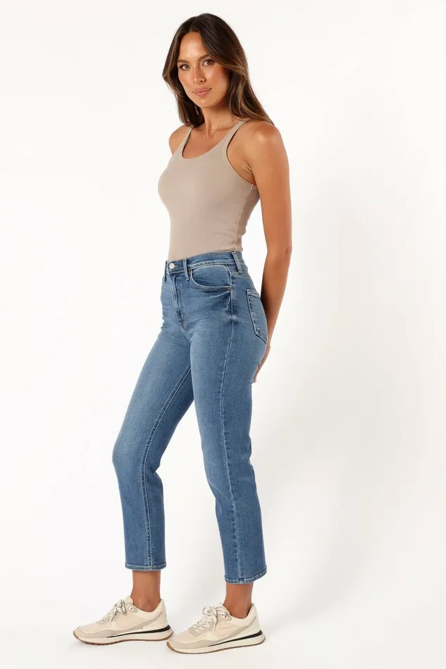 Lea High Rise Classic Straight Jean Medium Denim Women Denim Petal and Pup