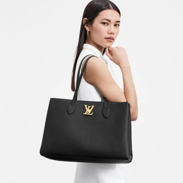 Louis Vuitton Lockme Shopper M57345 8211 Louis Vuitton Handbag Store Women Louis Vuitton Shoulder and Totes