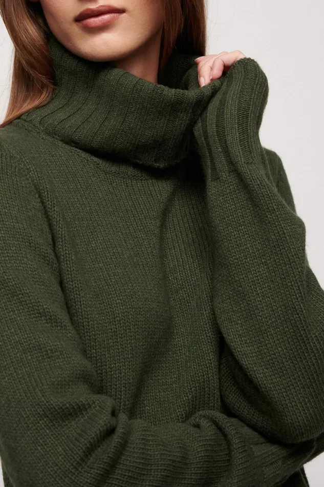 Luisa Spagnoli Knitwear Women Commesso Luisa Spagnoli Knitwear Women Commesso