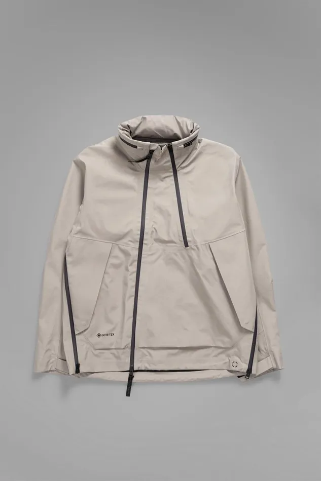 Men GoreTex 3L Stand Collar Jacket Mid Khaki Norse Projects Outerwear