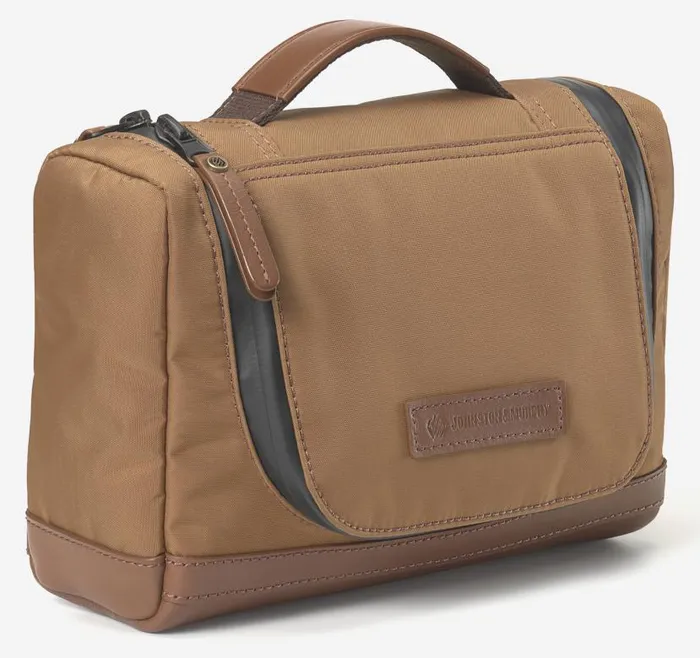 MenWomen Johnston and Murphy Travel Accessories Hudson Waterproof Travel Kit Cognac MenWomen Johnston and Murphy Travel Accessories Hudson Waterproof Travel Kit Cognac