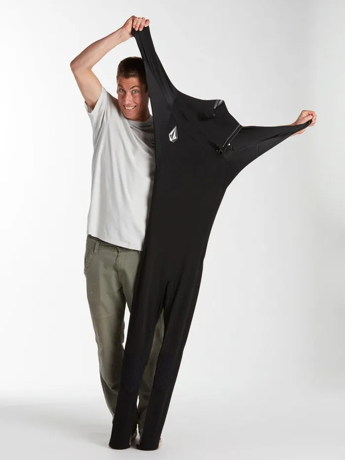 Mens Modulator 22mm Short Sleeve Fullsuit 8211 Black Mens Volcom Wetsuits