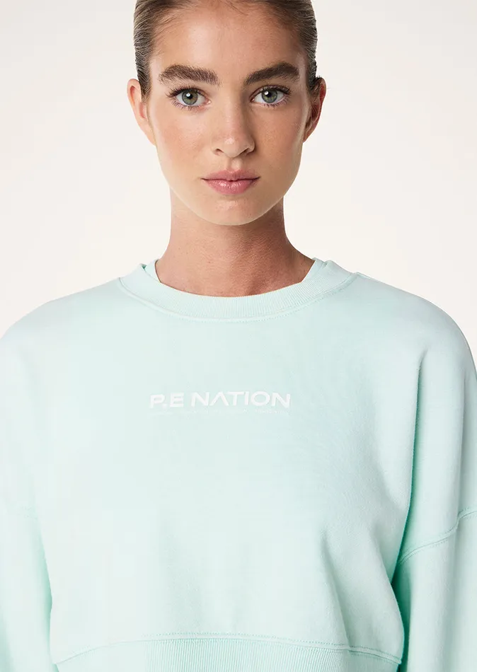 NAMEDROP CROPPED SWEAT IN HINT OF MINT Women Sweatshirts PE Nation