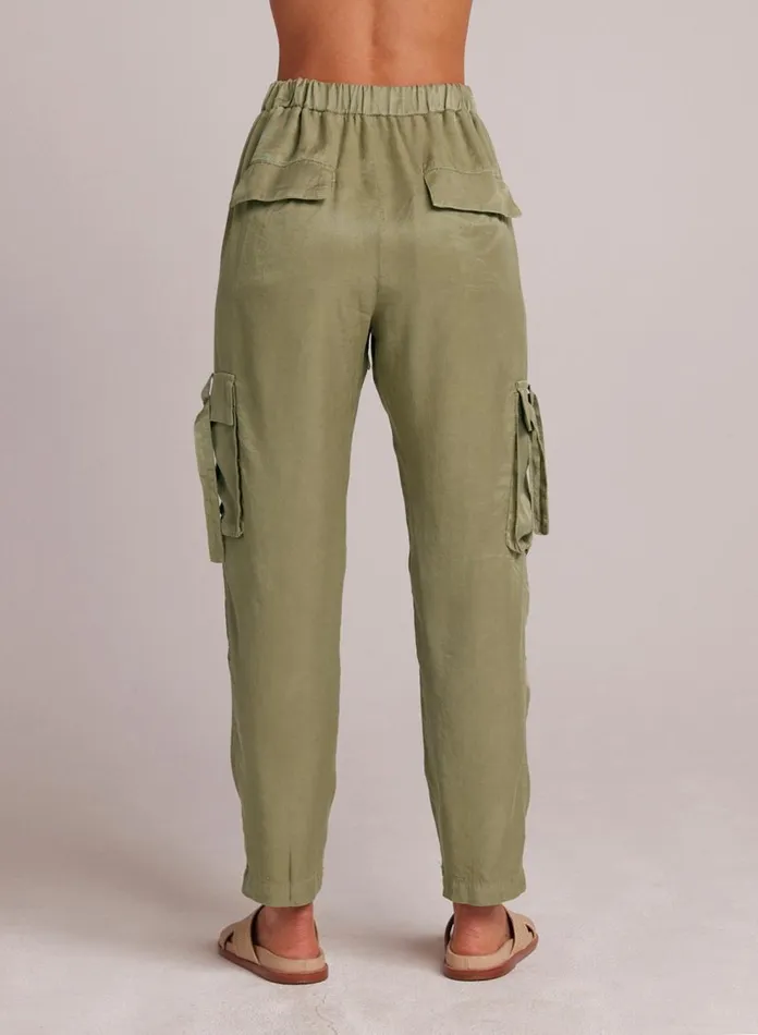 Pants Women Bella Dahl Zephyr Tie Pocket Utility Pant 8211 Khaki Army Pants Women Bella Dahl Zephyr Tie Pocket Utility Pant 8211 Khaki Army