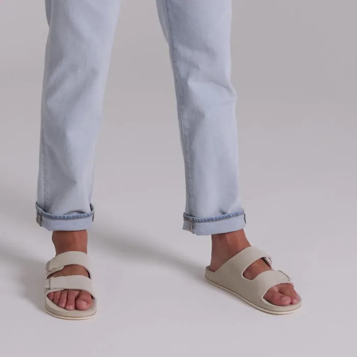Reef Ojai Two Bar Tan Men Slides