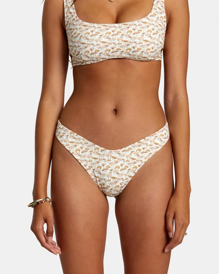 RVCA Bikini Bottoms Micro Magic Reversible High Leg Bikini Bottoms Tangerine 8211 Women RVCA Bikini Bottoms Micro Magic Reversible High Leg Bikini Bottoms Tangerine 8211 Women