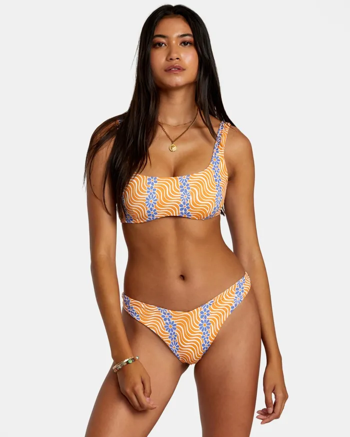 RVCA Bikini Bottoms Micro Magic Reversible High Leg Bikini Bottoms Tangerine 8211 Women RVCA Bikini Bottoms Micro Magic Reversible High Leg Bikini Bottoms Tangerine 8211 Women