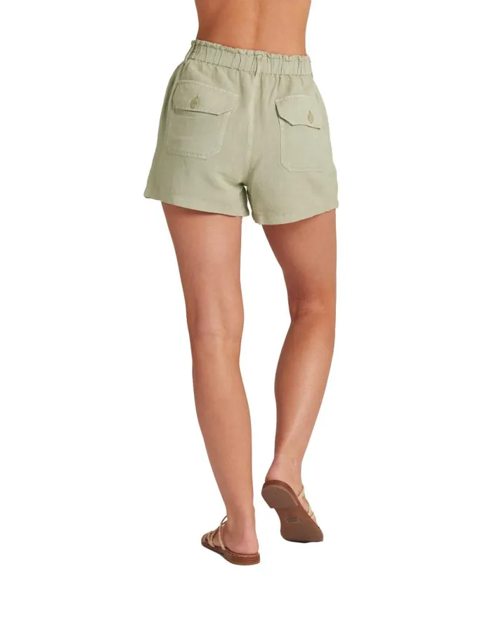 Shorts Women Bella Dahl Callie Ruffle Short 8211 Muted Army Shorts Women Bella Dahl Callie Ruffle Short 8211 Muted Army