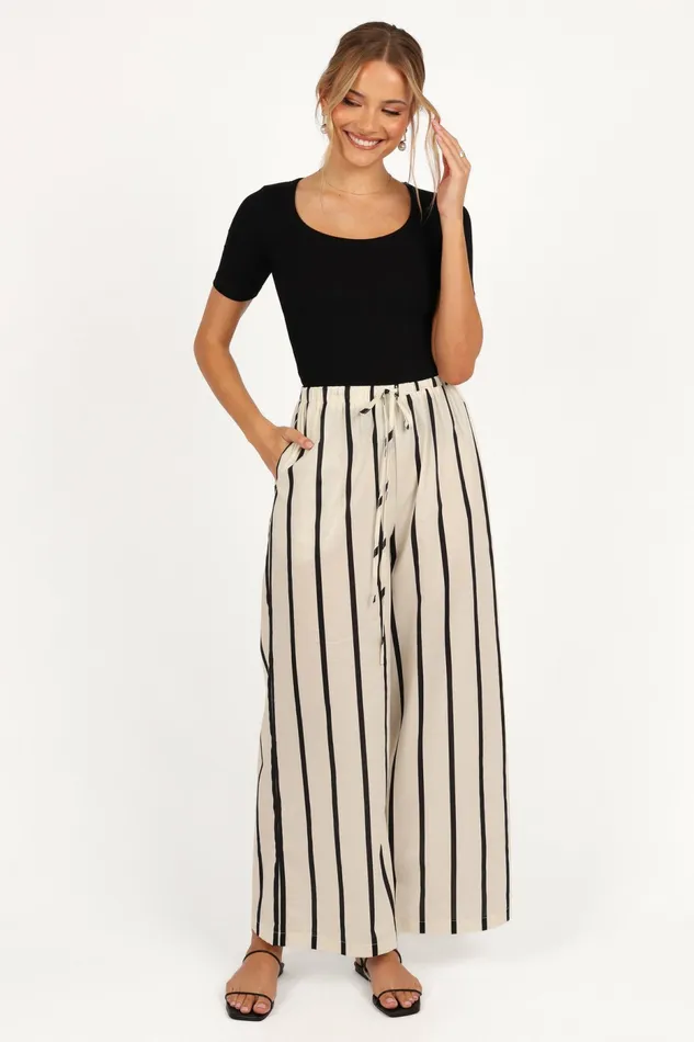 Solene Knit Top Black Women Tops Petal and Pup