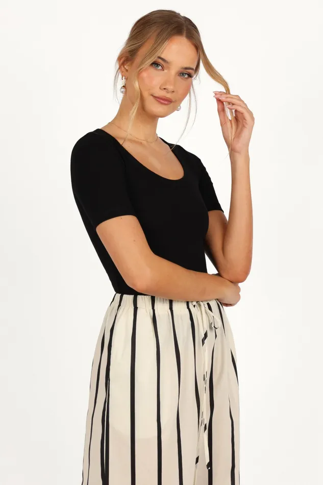 Solene Knit Top Black Women Tops Petal and Pup