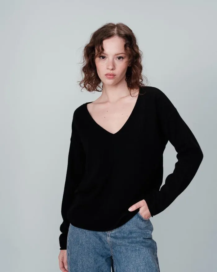 SWEATER NOIR NAO Shop Grace and Mila Plain Jumpers
