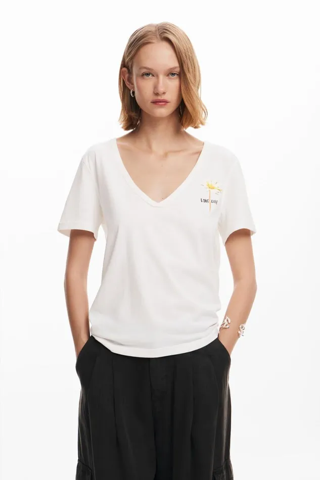 TShirts Women Desigual Plain Tshirt With Message White