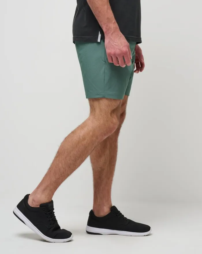 TravisMathew BAGGAGE CLAIM SHORT 7IN Balsam Green Men Shorts TravisMathew BAGGAGE CLAIM SHORT 7IN Balsam Green Men Shorts