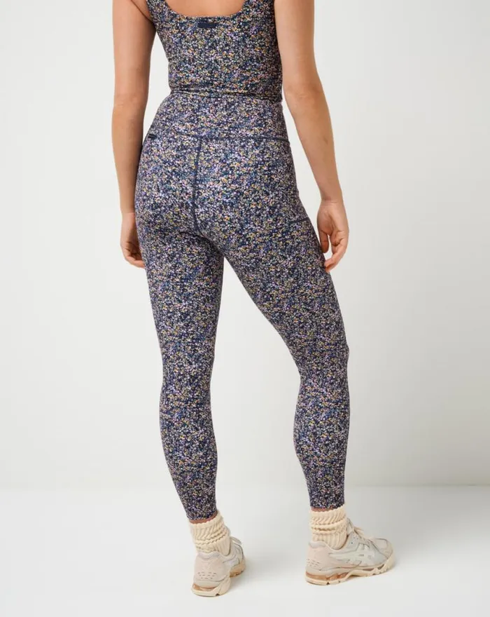 TravisMathew WHERE IT COUNTS LEGGING Cream Multi Women Pants TravisMathew WHERE IT COUNTS LEGGING Cream Multi Women Pants