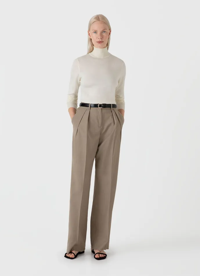 ussunspel Merino Silk Roll Neck Jumper Ivory Women Knitwear ussunspel Merino Silk Roll Neck Jumper Ivory Women Knitwear
