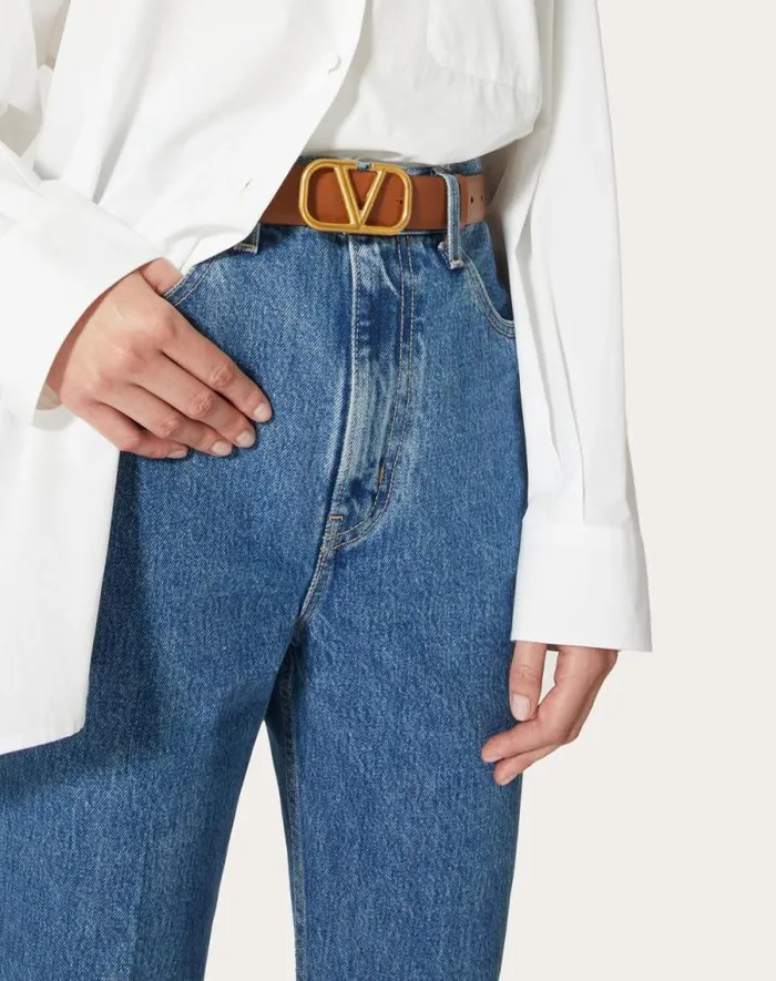Valentino Belts Woman Reversible Vlogo Signature Belt In Glossy Calfskin 30 Mm For Woman In Saddle Brownblack Saddle Brownblack Valentino Belts Woman Reversible Vlogo Signature Belt In Glossy Calfskin 30 Mm For Woman In Saddle Brownblack Saddle Brownblack
