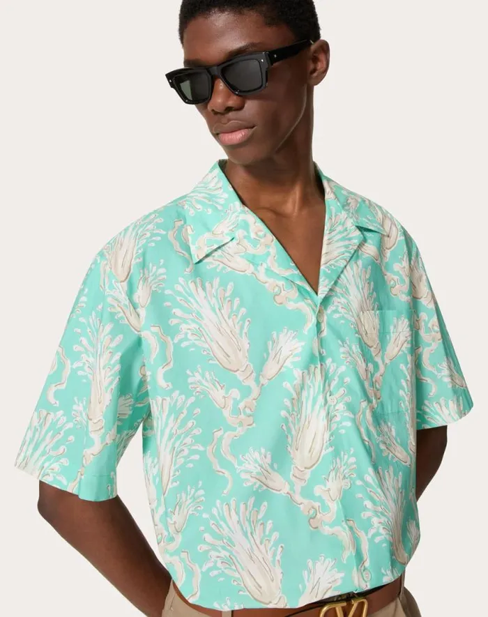 Valentino Shirts Man Cotton Poplin Bowling Shirt With Metamorphos Wheatsheaf Print For Man In Turquoisebeige Turquoisebeige Valentino Shirts Man Cotton Poplin Bowling Shirt With Metamorphos Wheatsheaf Print For Man In Turquoisebeige Turquoisebeige