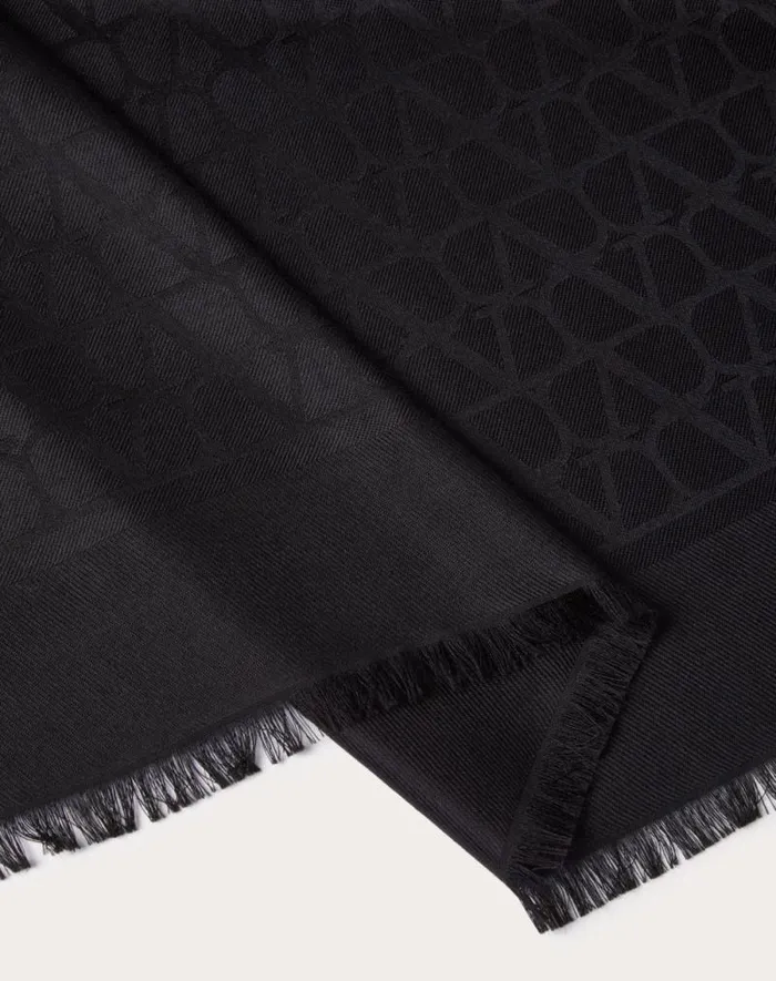 Valentino Soft Accessories Woman Toile Iconographe Wool And Silk Shawl For Woman In Navy Navy Valentino Soft Accessories Woman Toile Iconographe Wool And Silk Shawl For Woman In Navy Navy