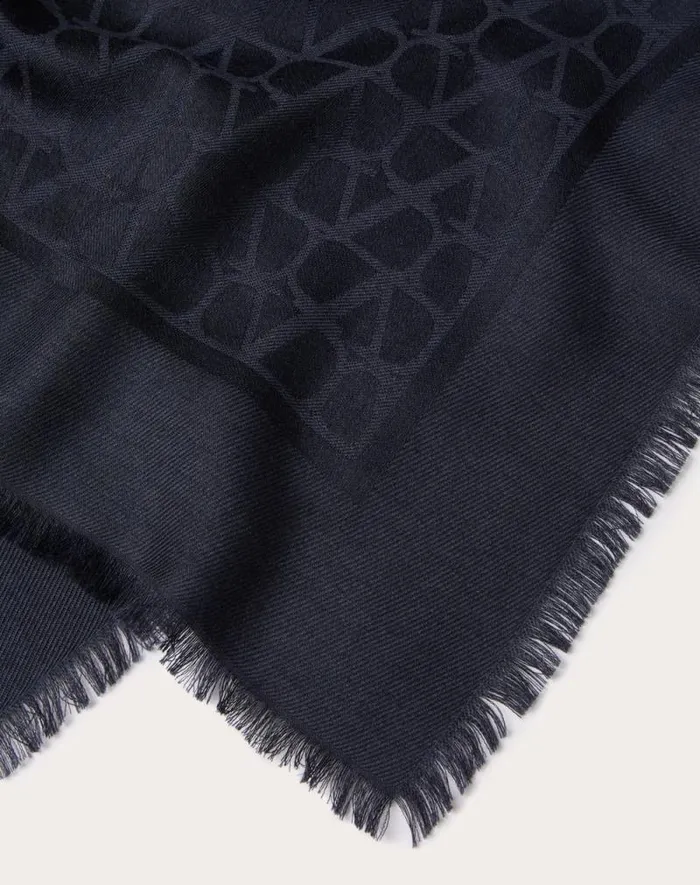 Valentino Soft Accessories Woman Toile Iconographe Wool And Silk Shawl For Woman In Navy Navy Valentino Soft Accessories Woman Toile Iconographe Wool And Silk Shawl For Woman In Navy Navy
