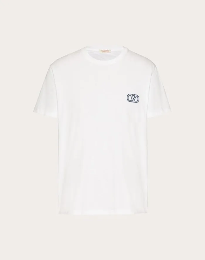 Valentino Tshirts And Sweatshirts Man Cotton Tshirt With Vlogo Signature Patch For Man In Sky Blue Sky Blue Valentino Tshirts And Sweatshirts Man Cotton Tshirt With Vlogo Signature Patch For Man In Sky Blue Sky Blue
