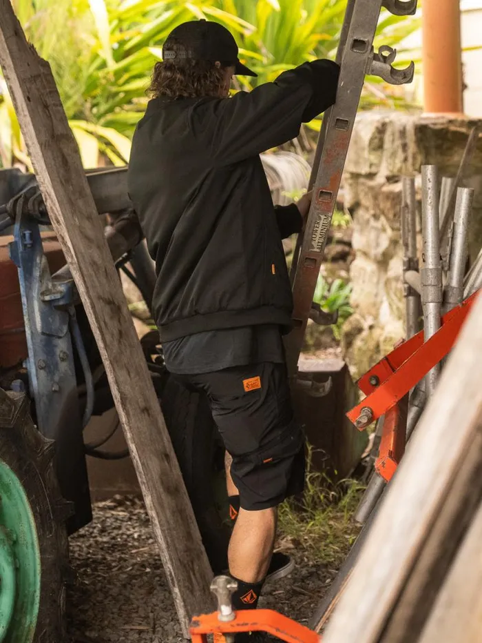 Volcom Workwear Caliper Work Shorts 8211 Black Mens Volcom Shorts