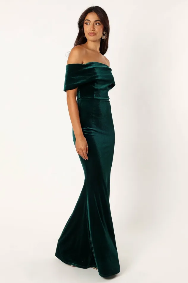 Winter Dresses Petal and Pup Women Adair Off Shoulder Maxi Dress Emerald Green
