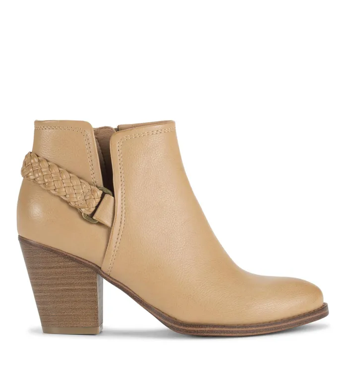 Women Baretraps Booties Charlotte Block Heel Bootie Camel