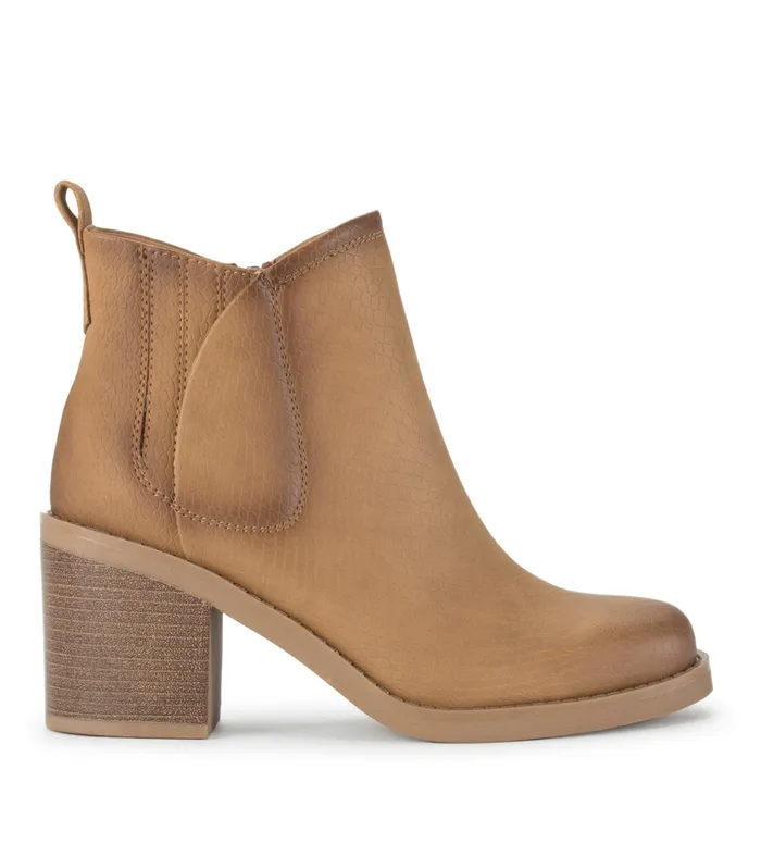 Women Baretraps Booties Maria Block Heel Bootie Sandstone