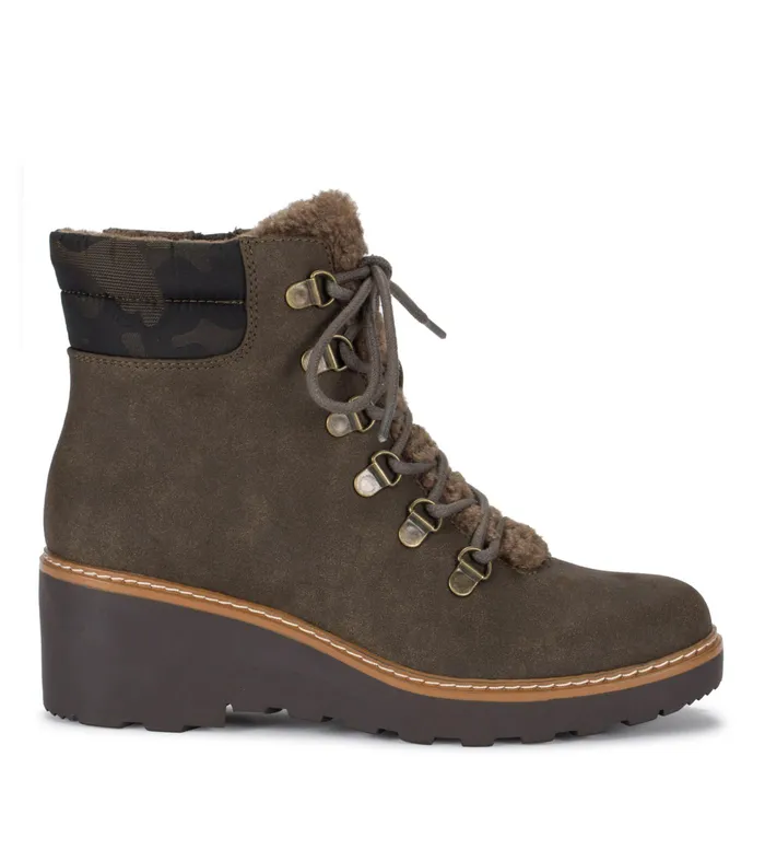 Women Baretraps Booties Nasha Lace Up Wedge Bootie Moss Camo
