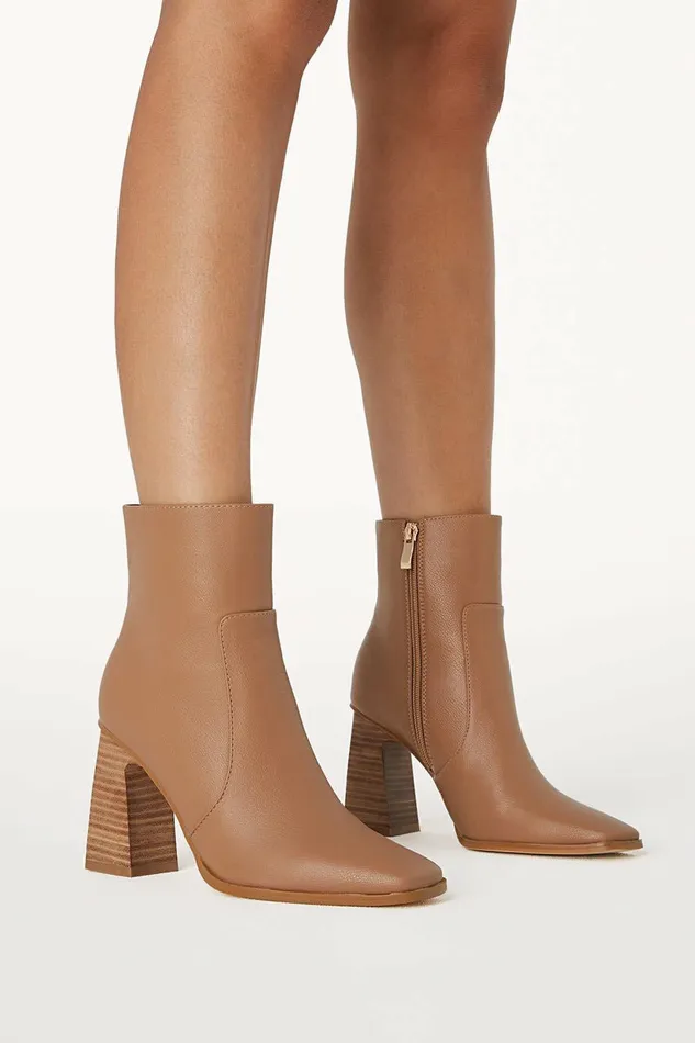 Women Boots Petal and Pup Jessica Block Heel Ankle Boot Teak