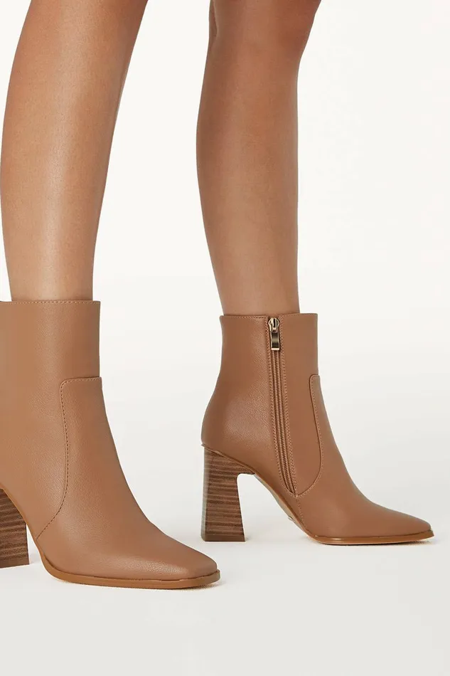 Women Boots Petal and Pup Jessica Block Heel Ankle Boot Teak