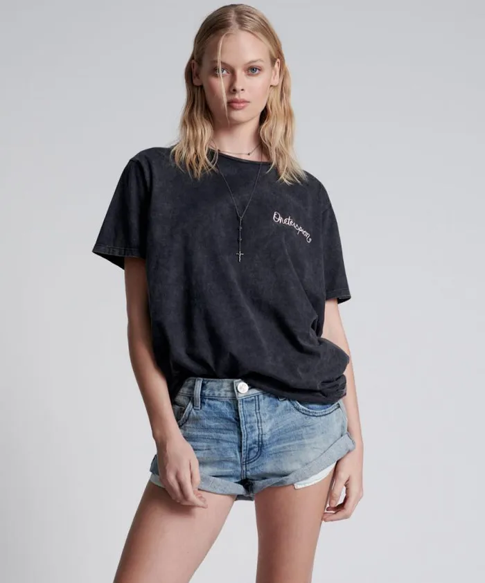 Women ONE TEASPOON EMBROIDERED UNISEX LOGO TEE One Teaspoon Graphic Tees