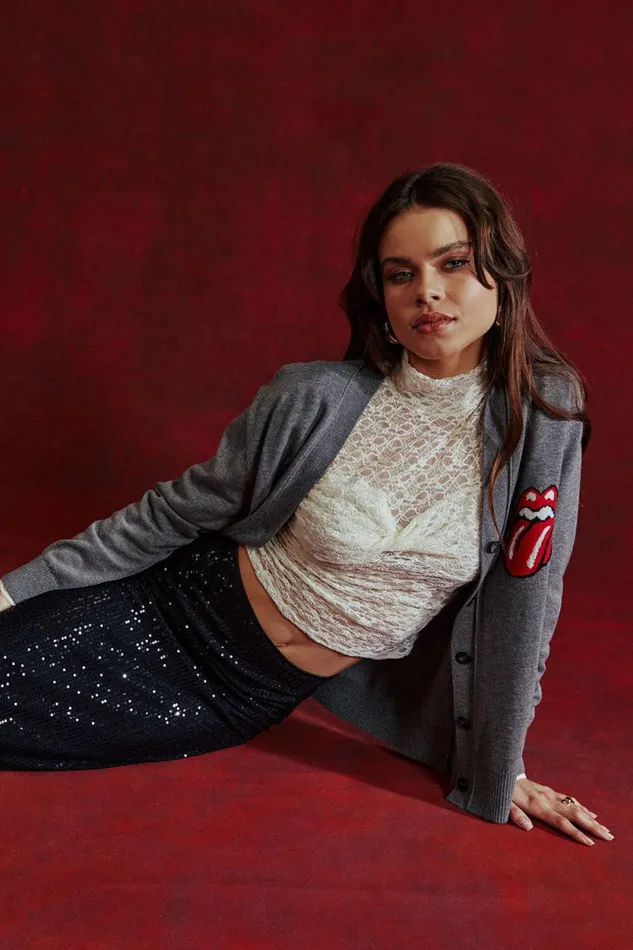Womens Chaser Brand Tops Rolling Stones Cardigan Logo Intarsia Knit Vibe Cardigan