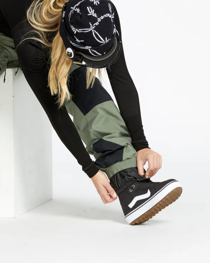 Womens VCo At Stretch GoreTex Pants 8211 Lichen Green Womens Volcom Pants